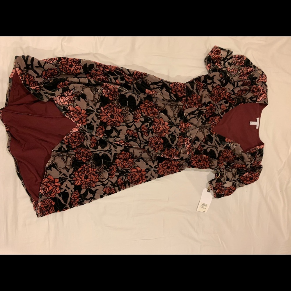 Leith Floral burnout dress NWT